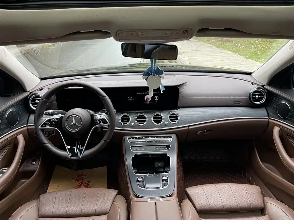 Mercedes-Benz E-Class 2023 Facelift E 260 L