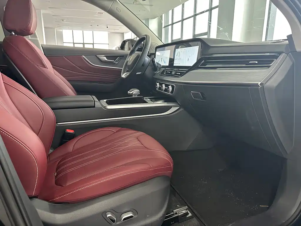 Hongqi HS5 2025 2.0T 2WD 600,000 Commemorative Edition