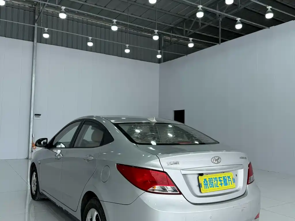 Hyundai Verna 2014 1.4L Manual GLS