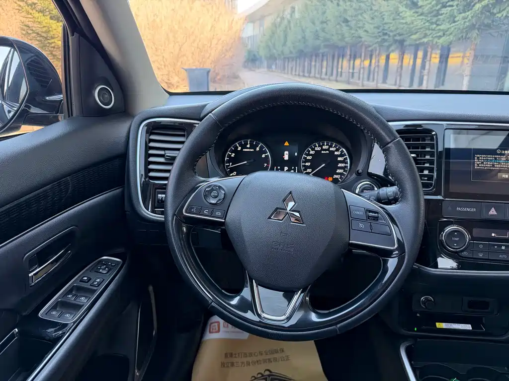 Outlander 2021 2.0L FWD Enjoy Edition 5-Seater