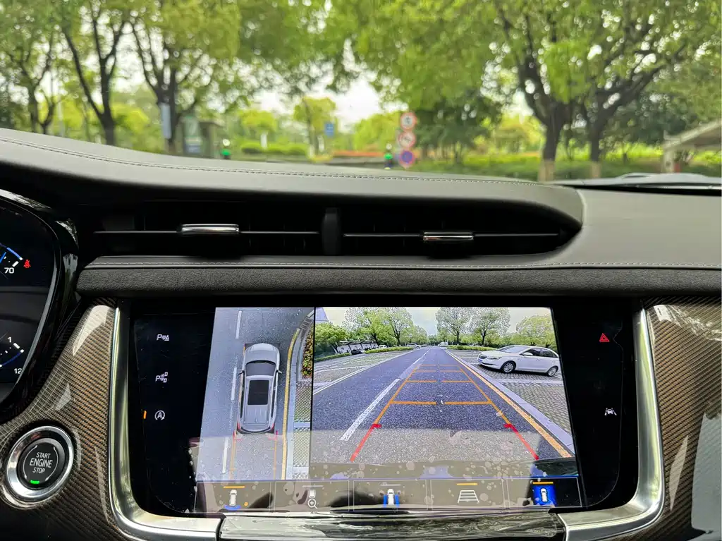 2025 Cadillac XT6 2.0T AWD 6-Seater Platinum Executive Black Label Edition