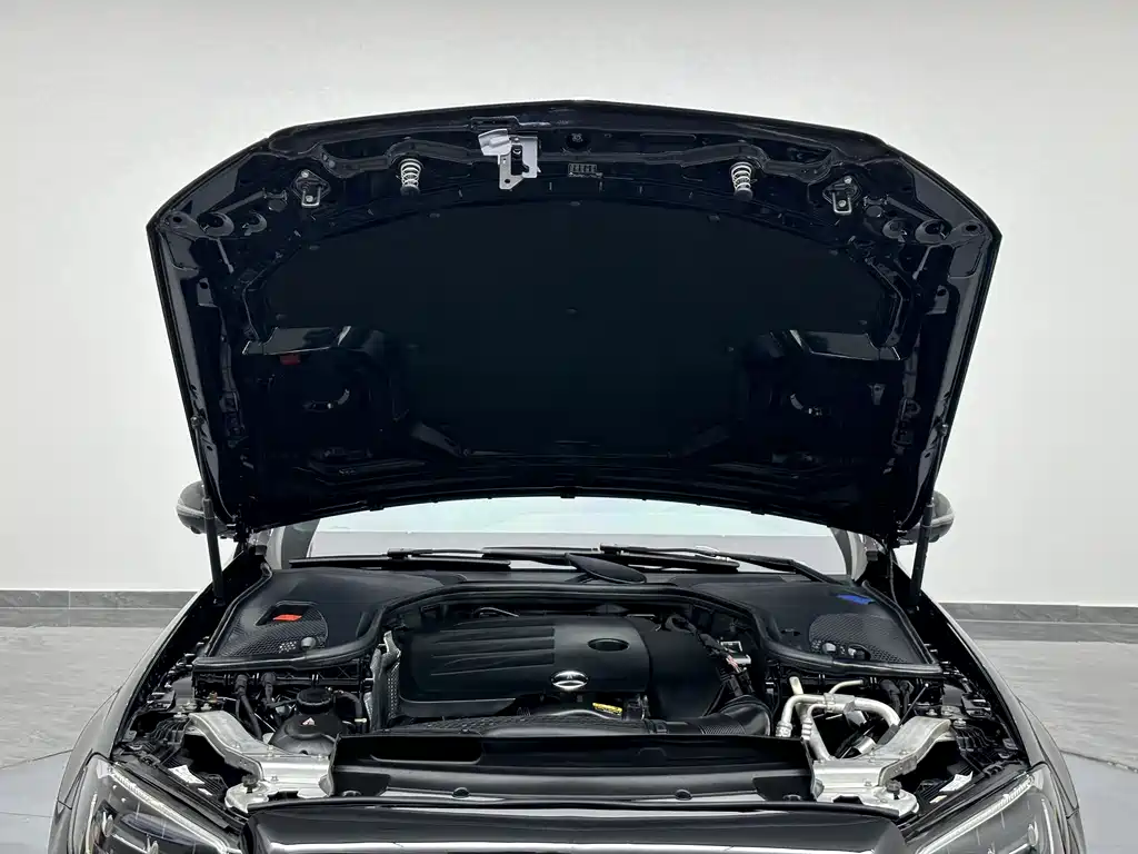 Mercedes-Benz E-Class 2023 E 300 L Fashion