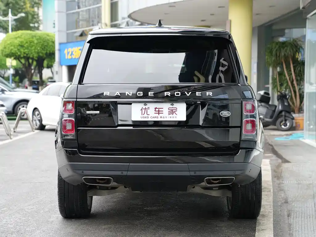 Range Rover 2020 3.0 L6 Executive Long Version