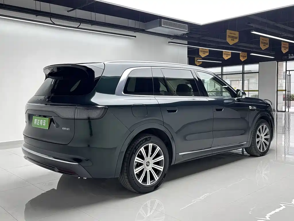 AITO M8 2025 EREV Max+ 53.4kWh 6-Seater with 192-Line LiDAR