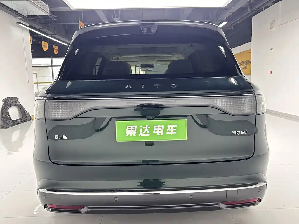 AITO M8 2025 EREV Max+ 53.4kWh 6-Seater with 192-Line LiDAR