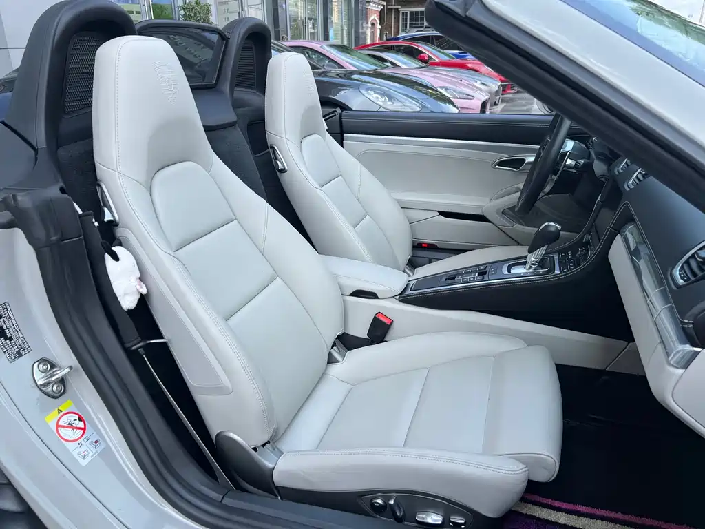 Porsche 718 Boxster