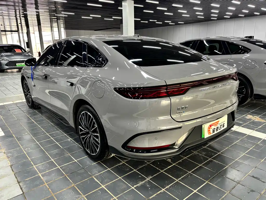 BYD Han 2025 DM-i 125KM LiDAR Intelligent Driving Edition