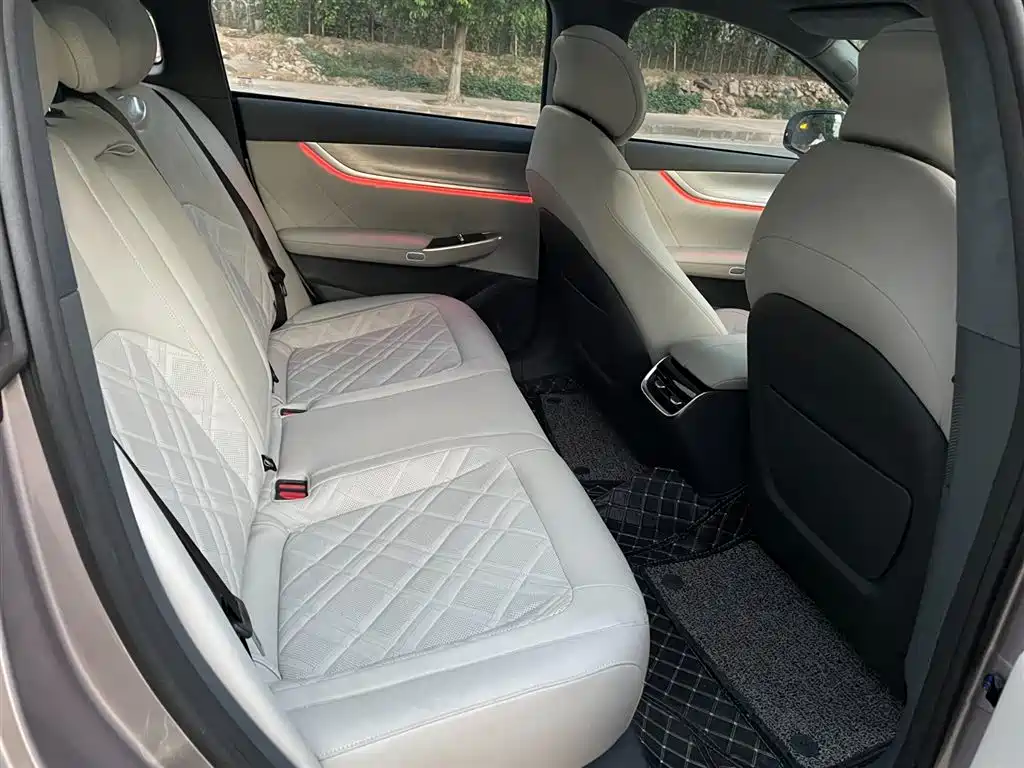 Changan Qiyuan A07 2023 EREV 200 Max