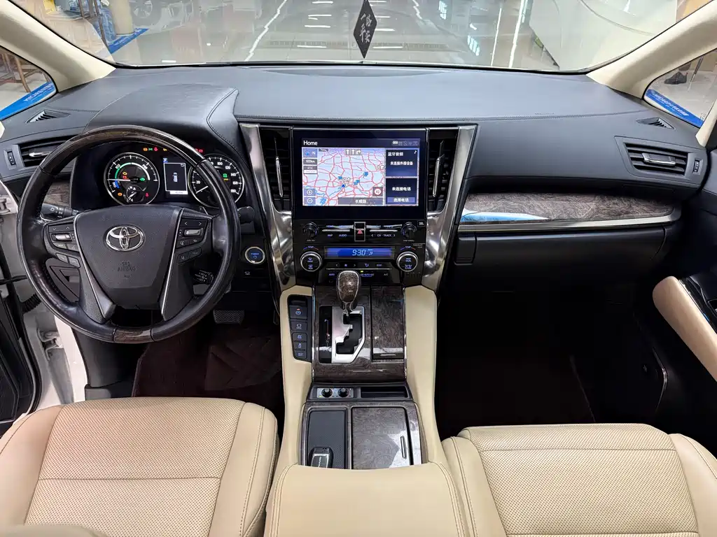 Alphard 2021 Hybrid 2.5L Premium Edition
