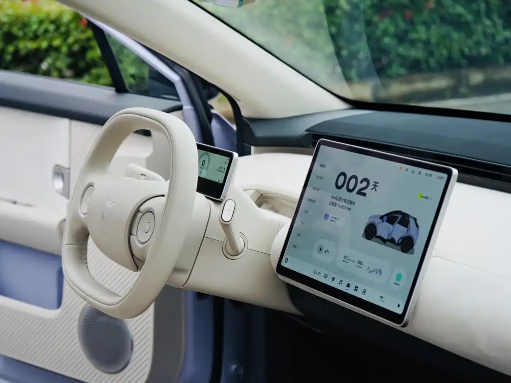 Geely Firefly 2025 Light-up Edition