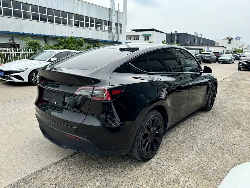 Tesla Model Y Long Range AWD 2021