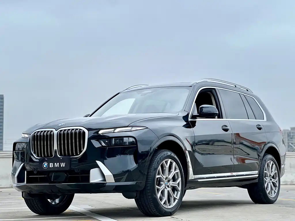 BMW X7 2024 xDrive40i Leading Edition Luxury Package