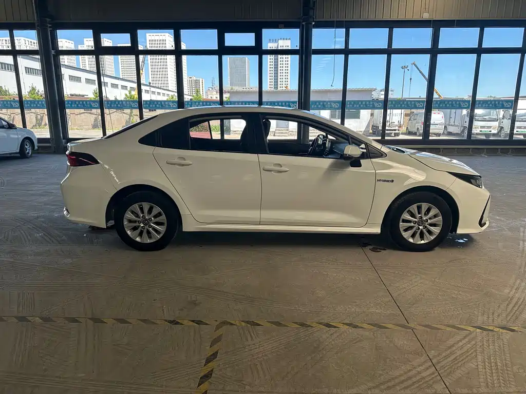 Corolla 2021 Hybrid 1.8L E-CVT Pioneer Edition