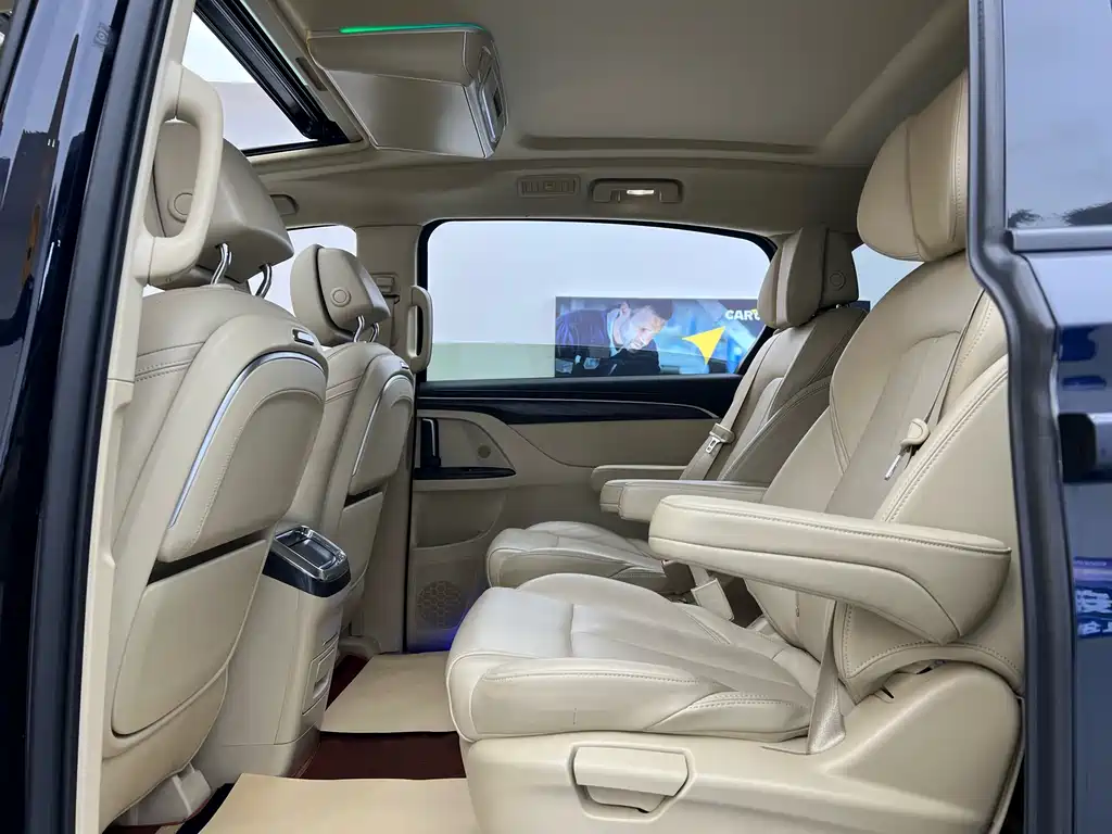 Buick GL8 2023 ES Land Business Class Luxury Edition