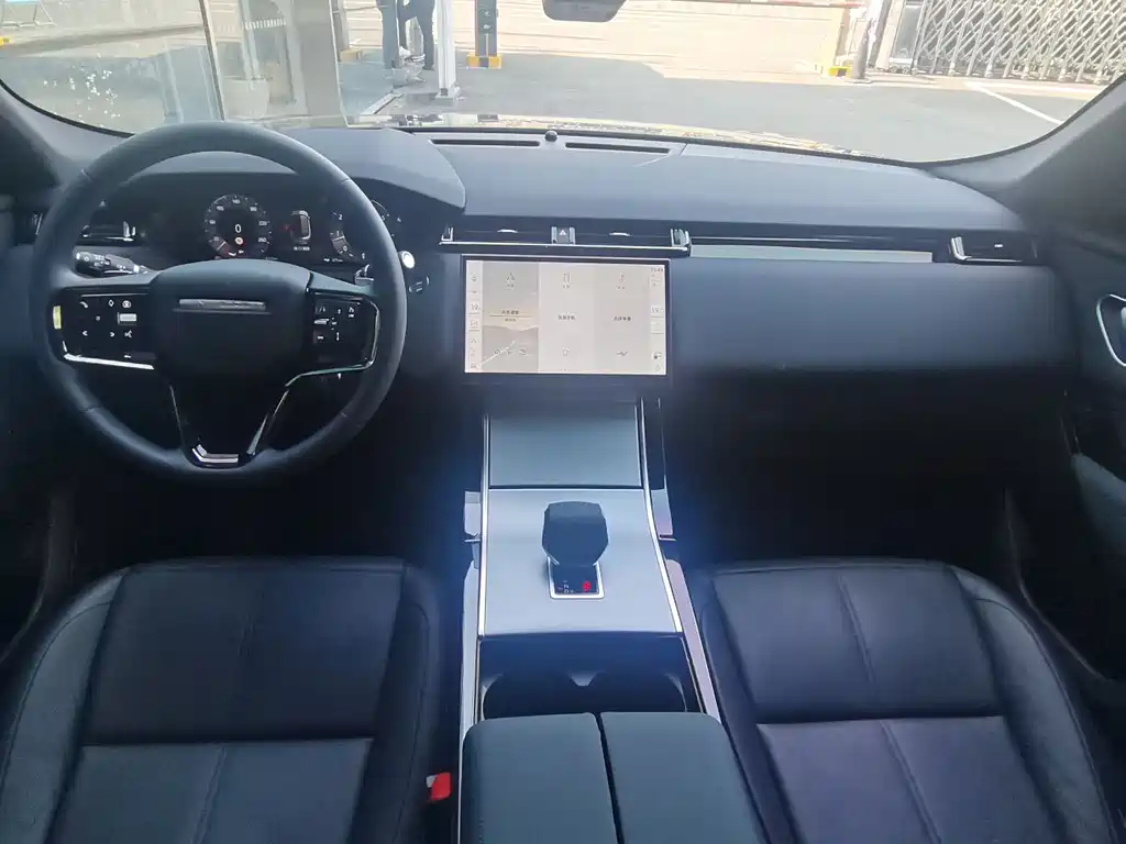 Range Rover Velar 2025 S