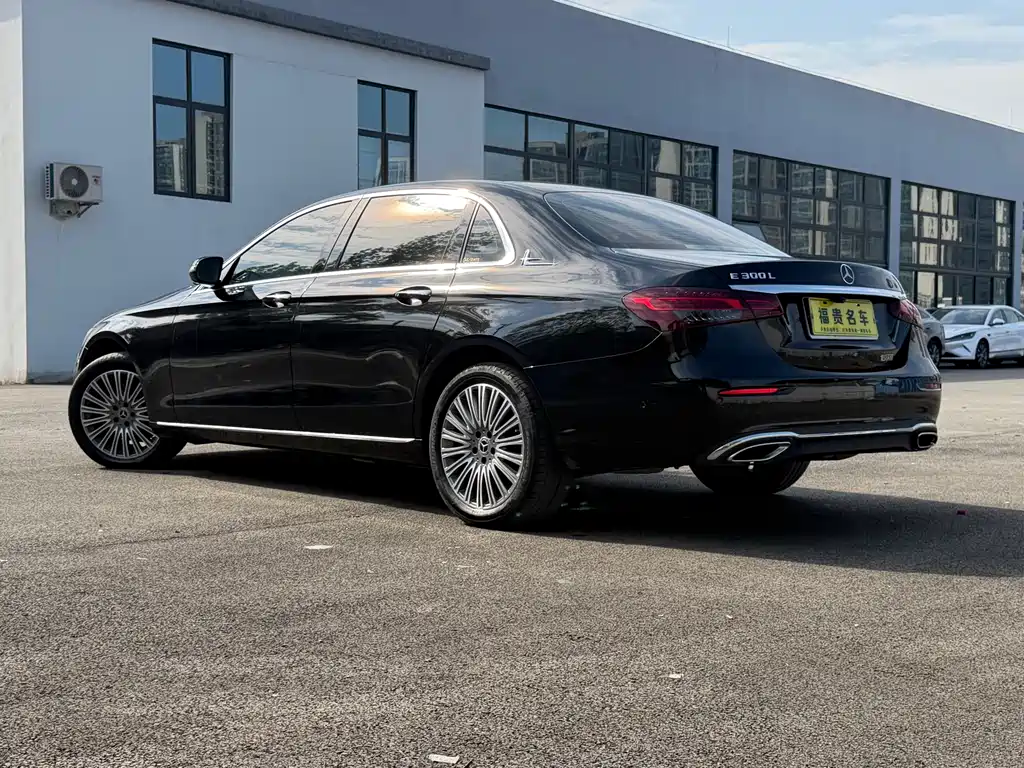 Mercedes-Benz E-Class 2021 E 300 L Fashion Edition