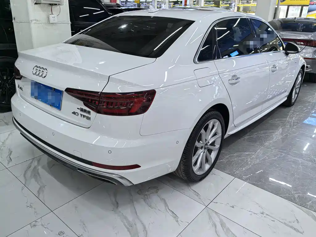 Audi A4L 2019 40 TFSI Fashion Edition China V