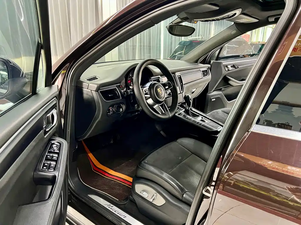 Porsche Macan 2016 2.0T