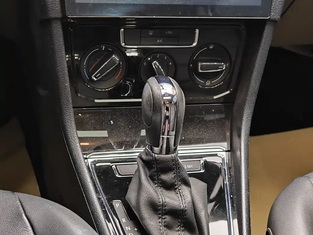 Bora 2018 1.5L Automatic Comfort