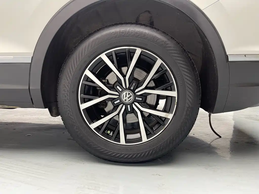 Tiguan L 2018 Facelift 330TSI Automatic FWD Luxury Edition