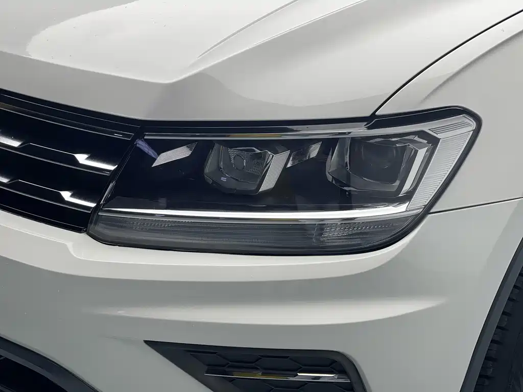 Tiguan L 2018 Facelift 330TSI Automatic FWD Luxury Edition
