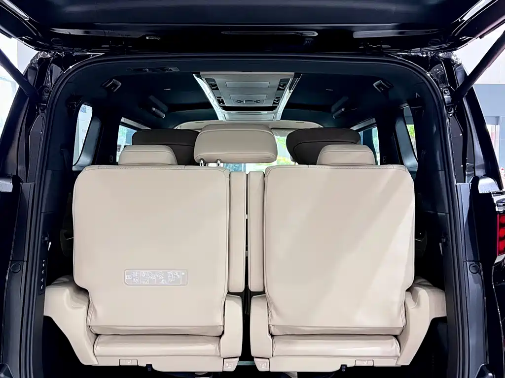 Toyota Alphard 2024 Hybrid 2.5L Executive Lounge