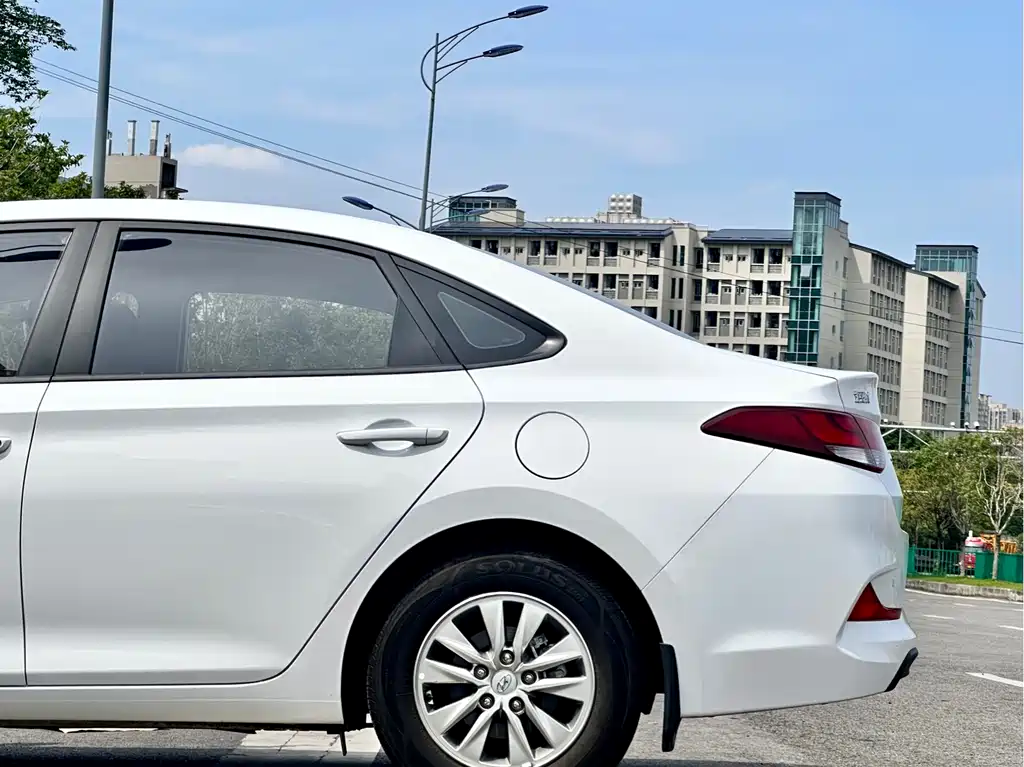 Elantra 2018 1.6L Automatic GL