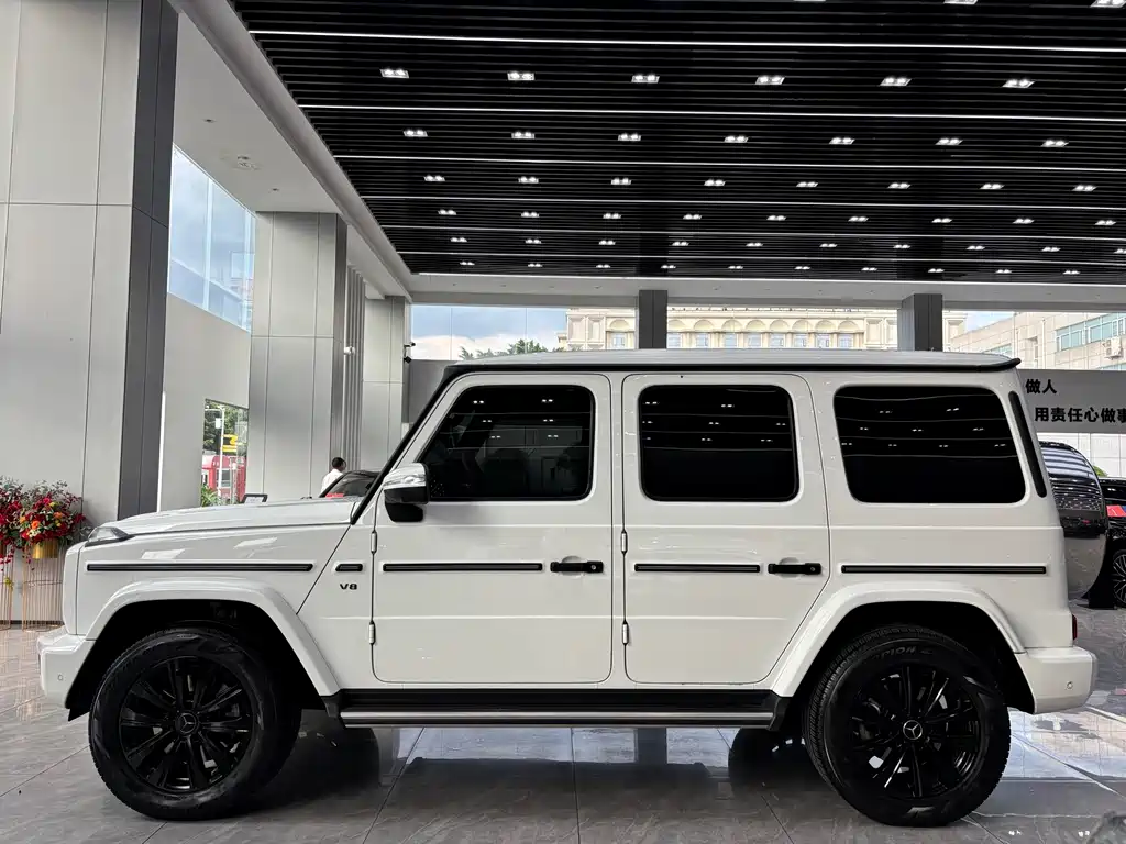 Mercedes-Benz G-Class 2022 G 500