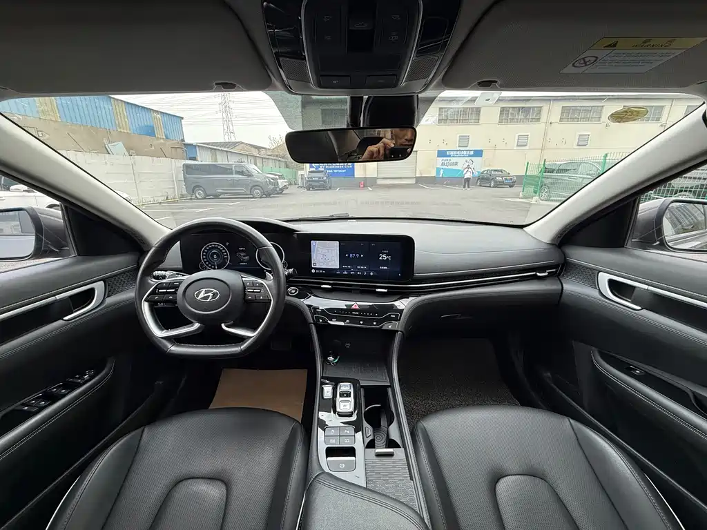 Hyundai Mistra 2021 270TGDi DCT TOP Flagship Edition