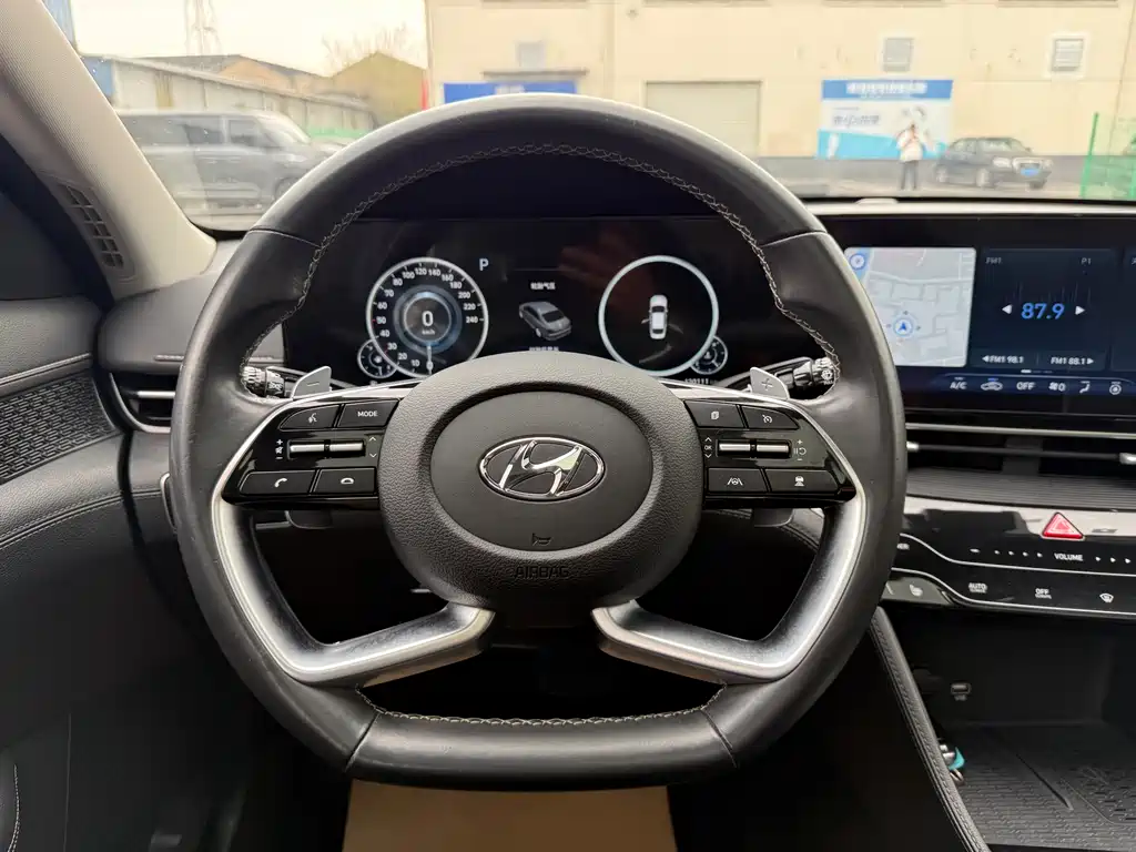 Hyundai Mistra 2021 270TGDi DCT TOP Flagship Edition