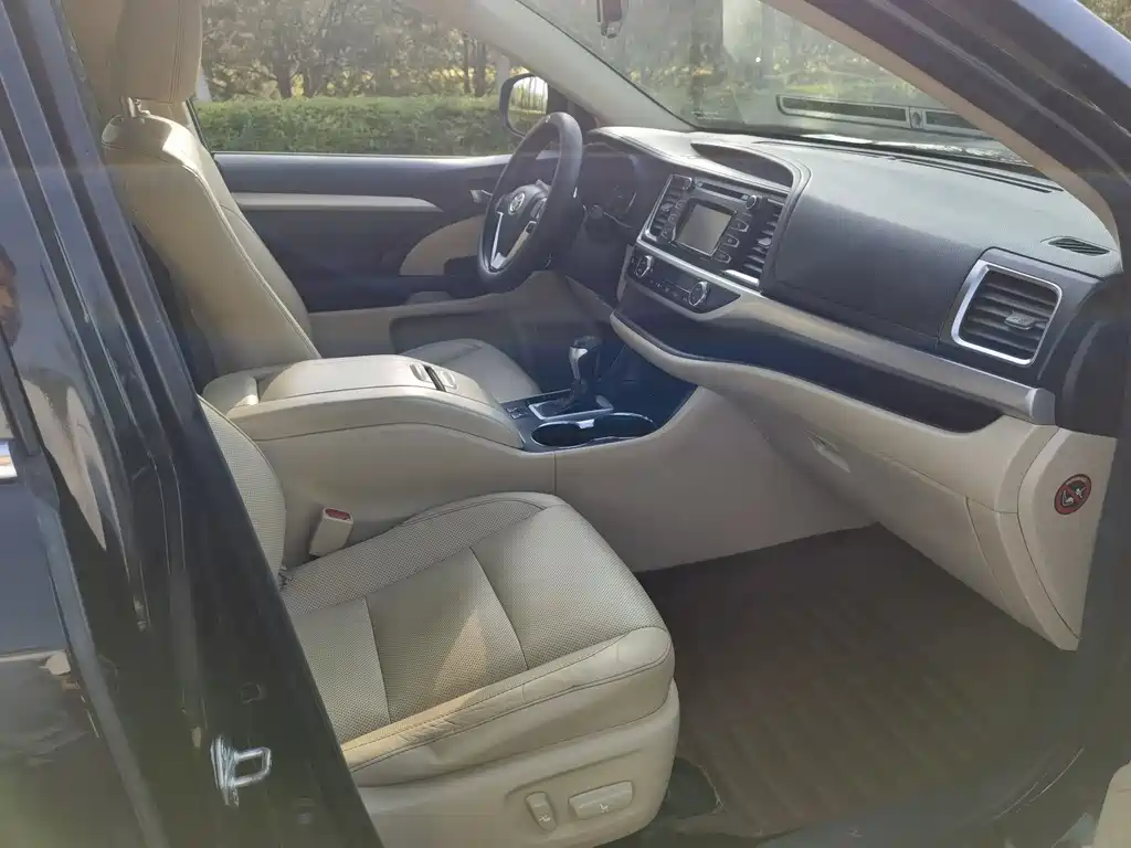 Toyota Highlander 2015 2.0T AWD Luxury Edition 7-Seater
