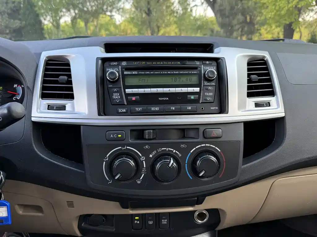 Toyota Fortuner 2016 2.7L Middle East Edition