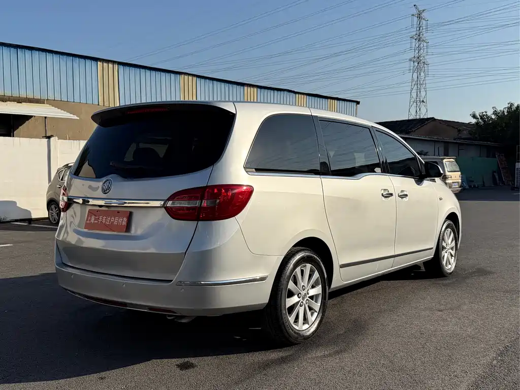 Buick GL8 2017 25S Luxury China V