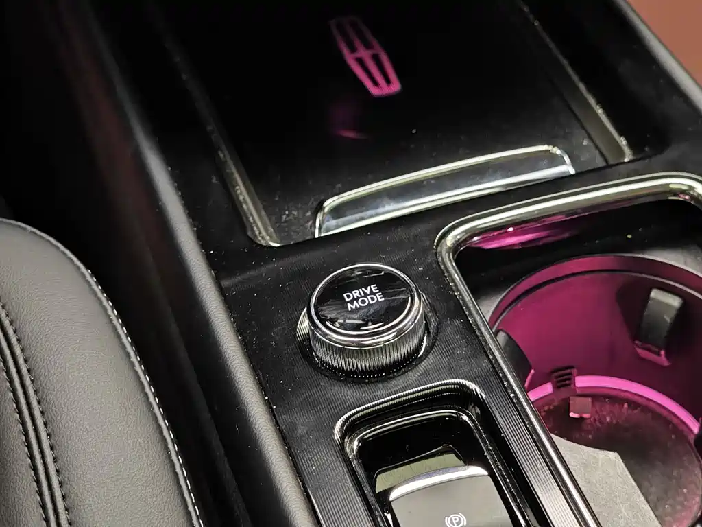 Lincoln Corsair 2021 2.0T FWD Prestige Edition