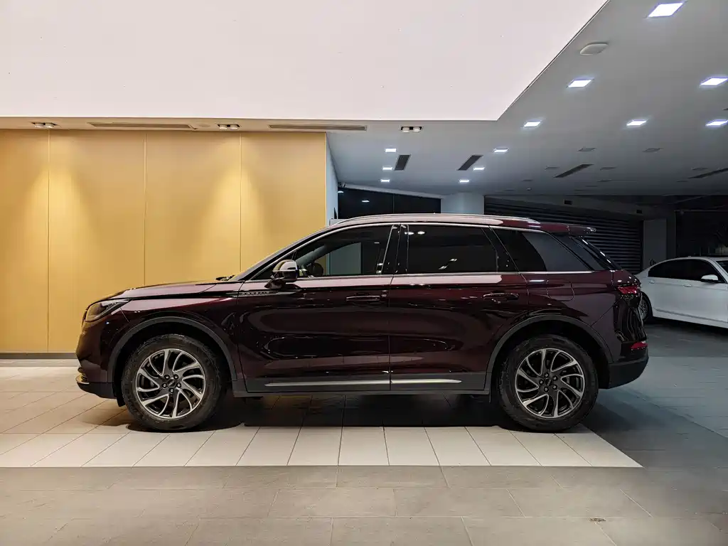 Lincoln Corsair 2021 2.0T FWD Prestige Edition