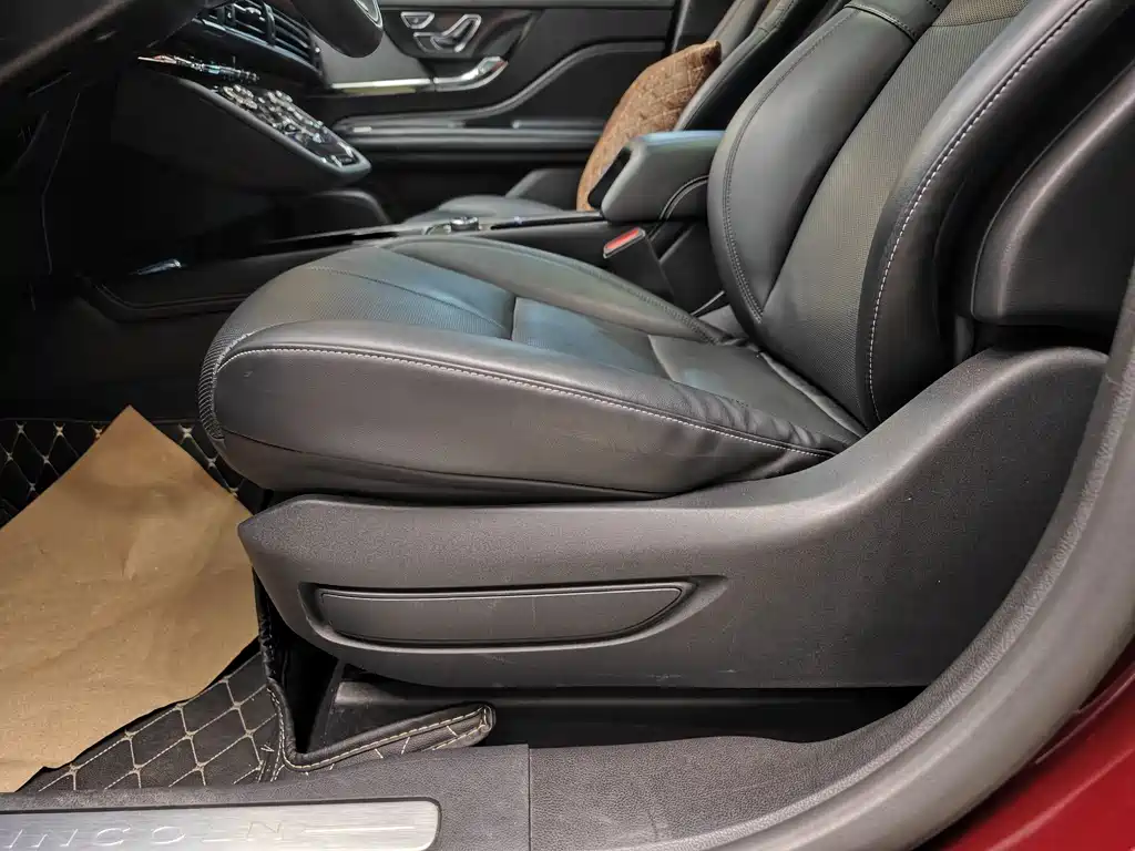 Lincoln Corsair 2021 2.0T FWD Prestige Edition