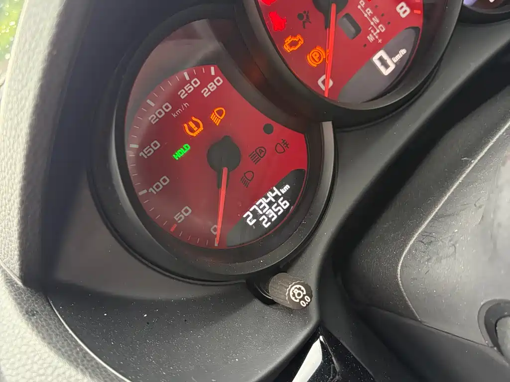 Porsche 718 Boxster T 2.0T