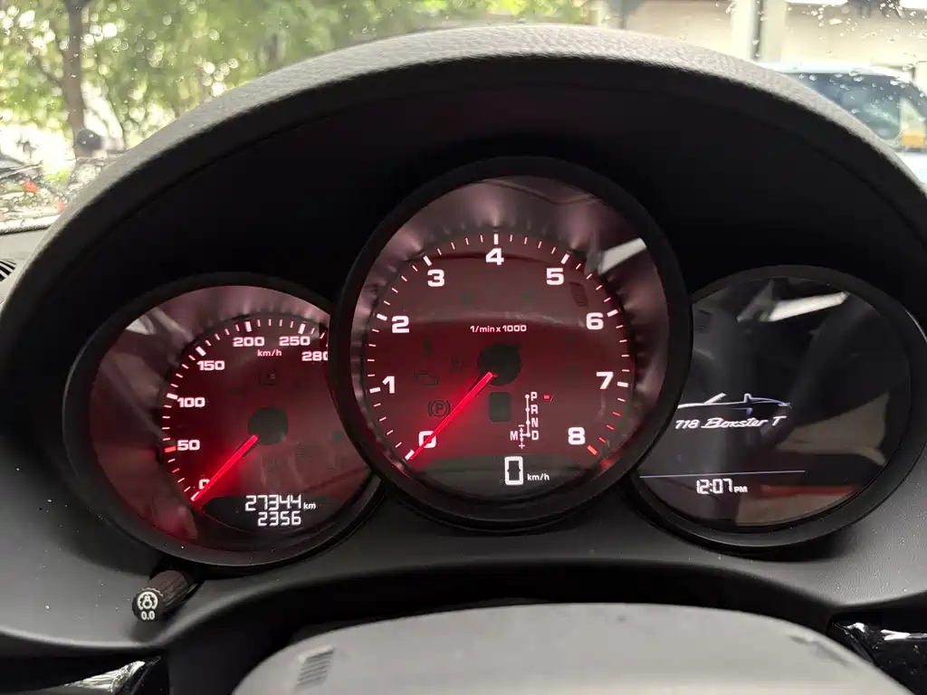 Porsche 718 Boxster T 2.0T