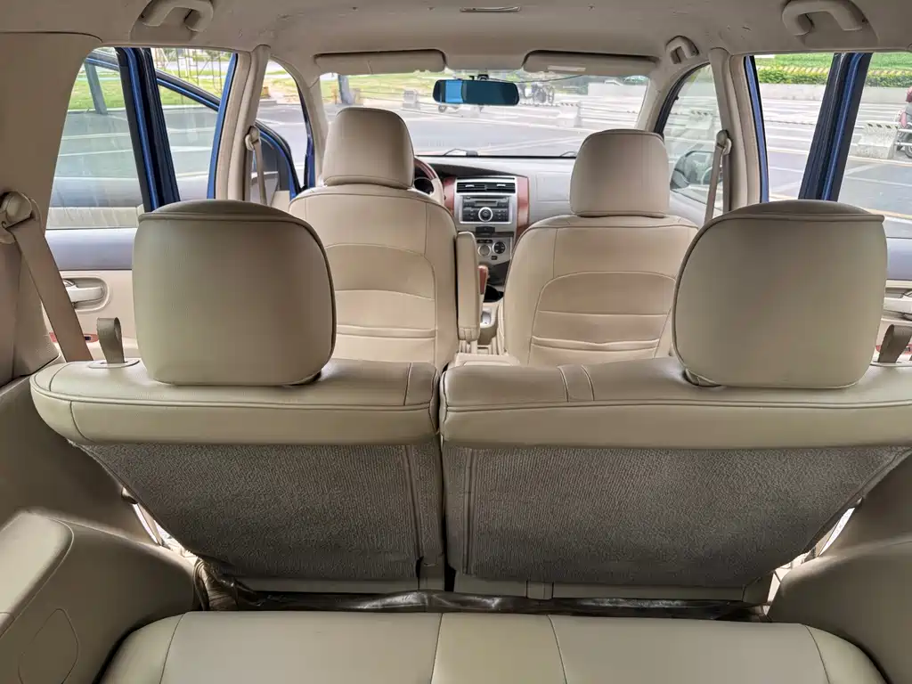Nissan Livina 2006 1.8L Automatic Comfort
