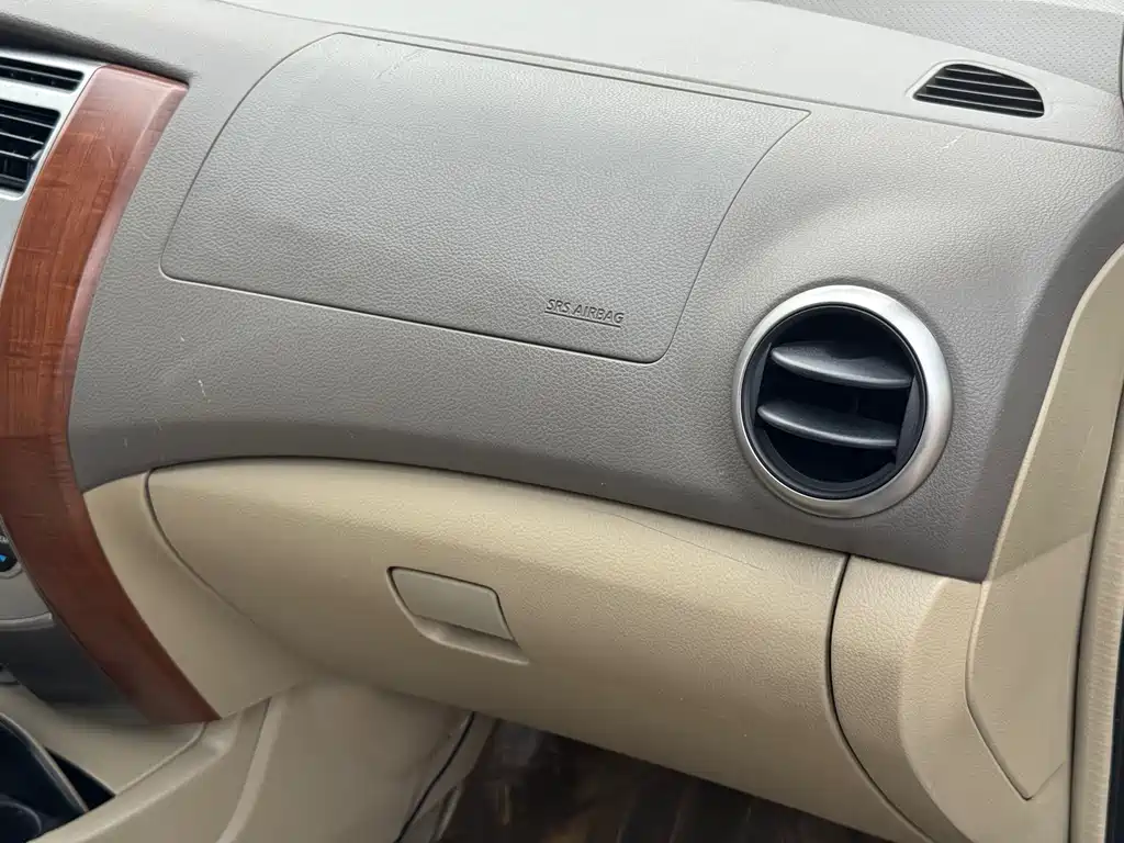 Nissan Livina 2006 1.8L Automatic Comfort