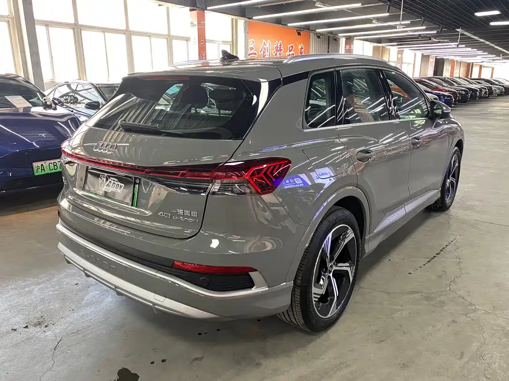 Audi Q4 e-tron 2024 40 e-tron Creation Edition