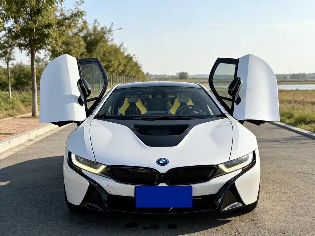 BMW i8 2014 Standard Edition