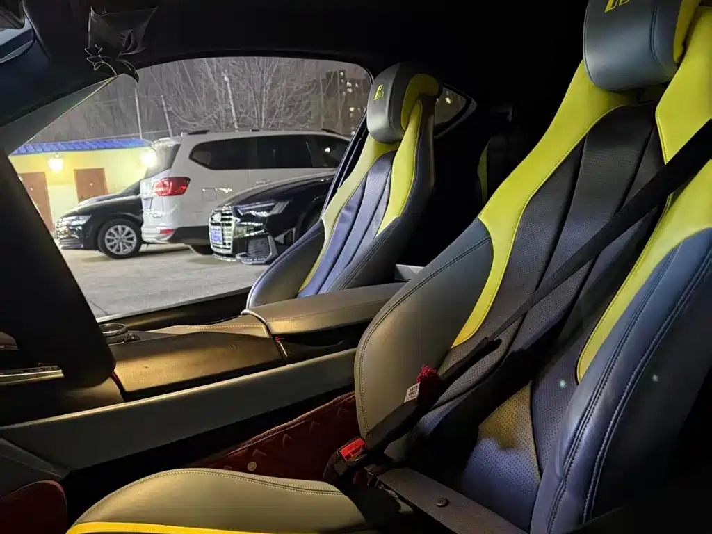 BMW i8 2014 Standard Edition