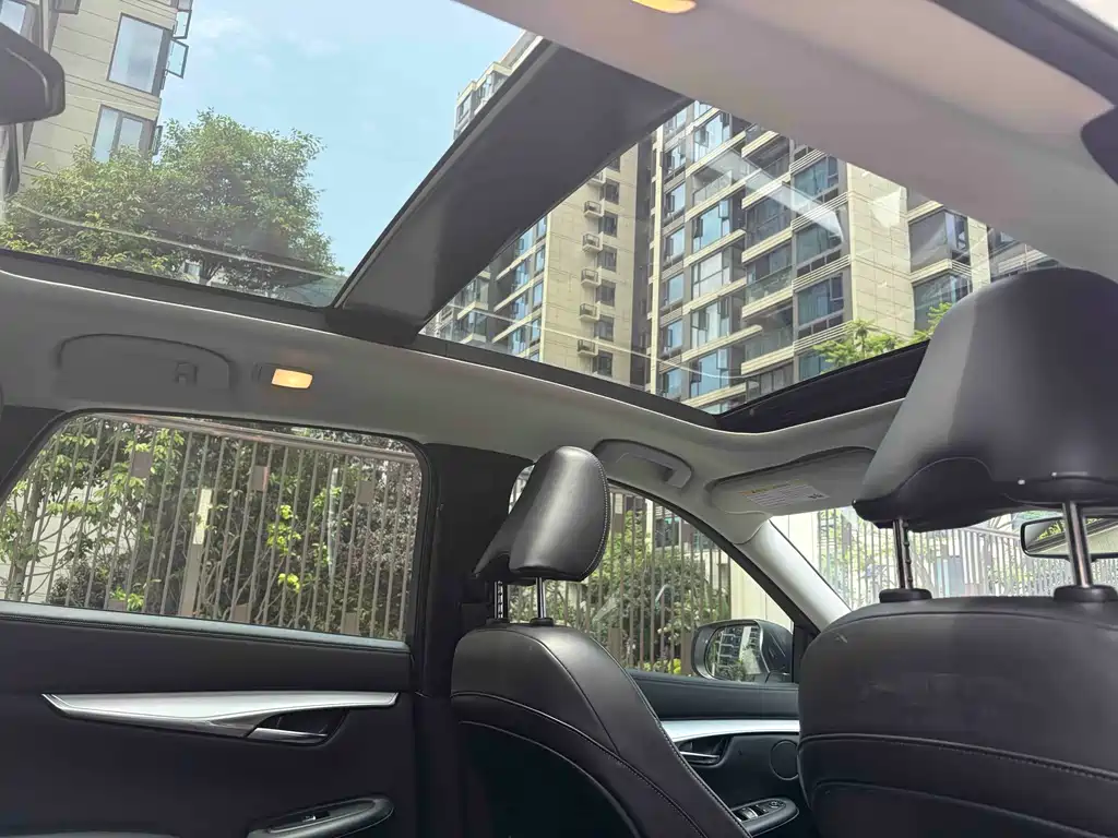Infiniti QX50 2018 2.0T FWD Fashion Edition