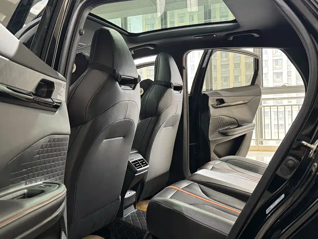 Changan UNI-V 2024 1.5T Prestige