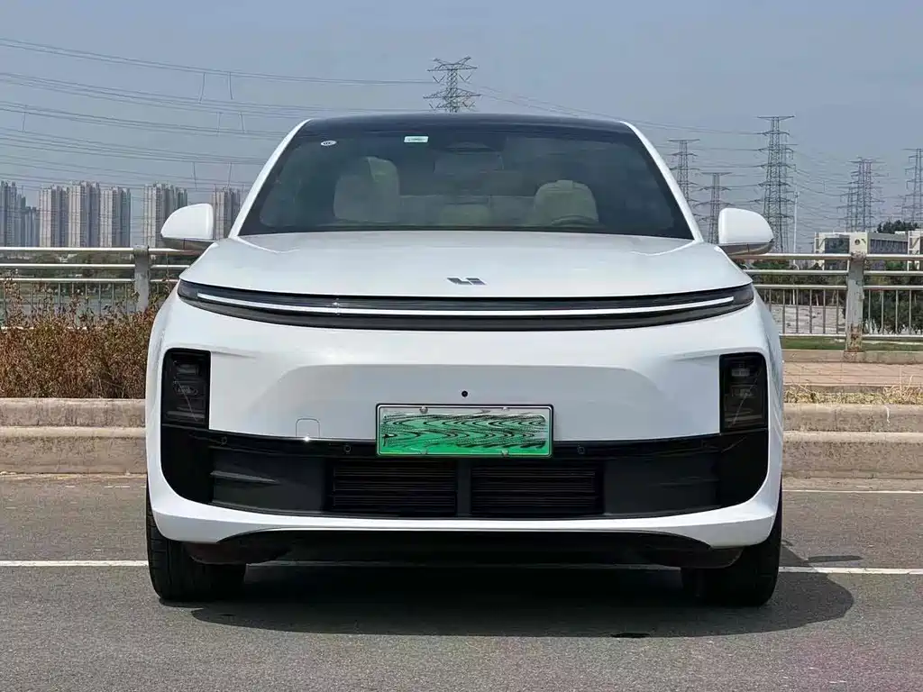 Li Auto L6 2024 Pro