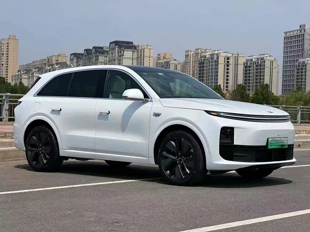 Li Auto L6 2024 Pro