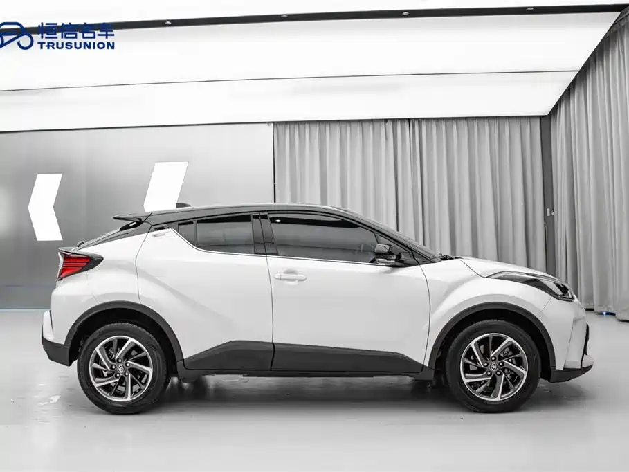 Toyota C-HR 2021 2.0L Luxury Edition