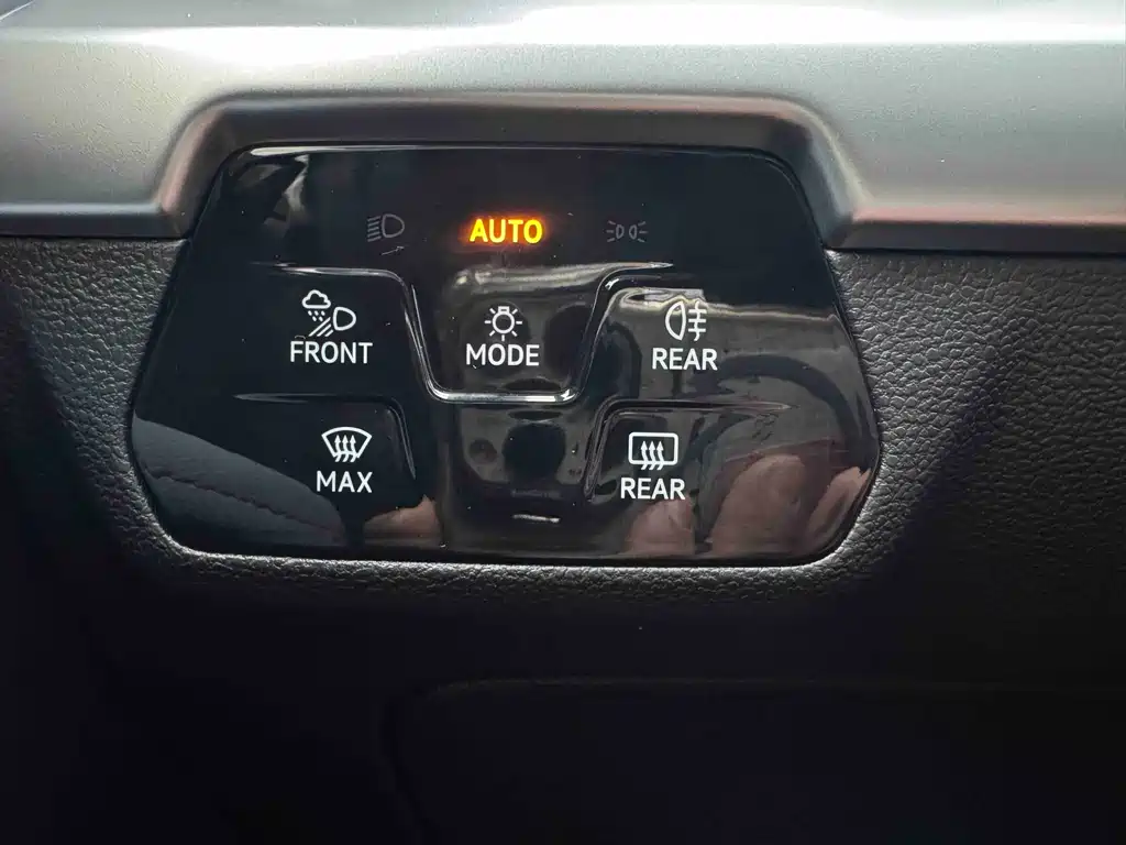 Volkswagen Lamando L 2023 280TSI DSG Xuanla Edition