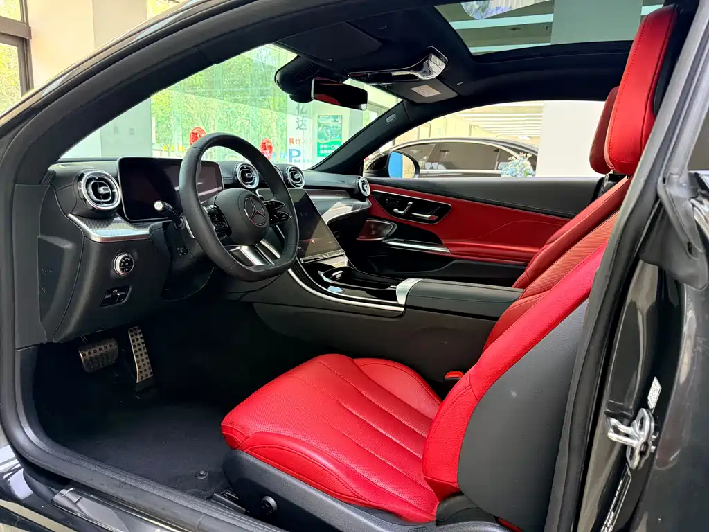 Mercedes-Benz CLE 300 4MATIC Coupe